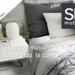 Dormitorio de matrimonio colorido con mobiliario blanco, la combinación perfecta